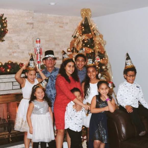 Meet your Posher, Melissa - Picture 1 of 1